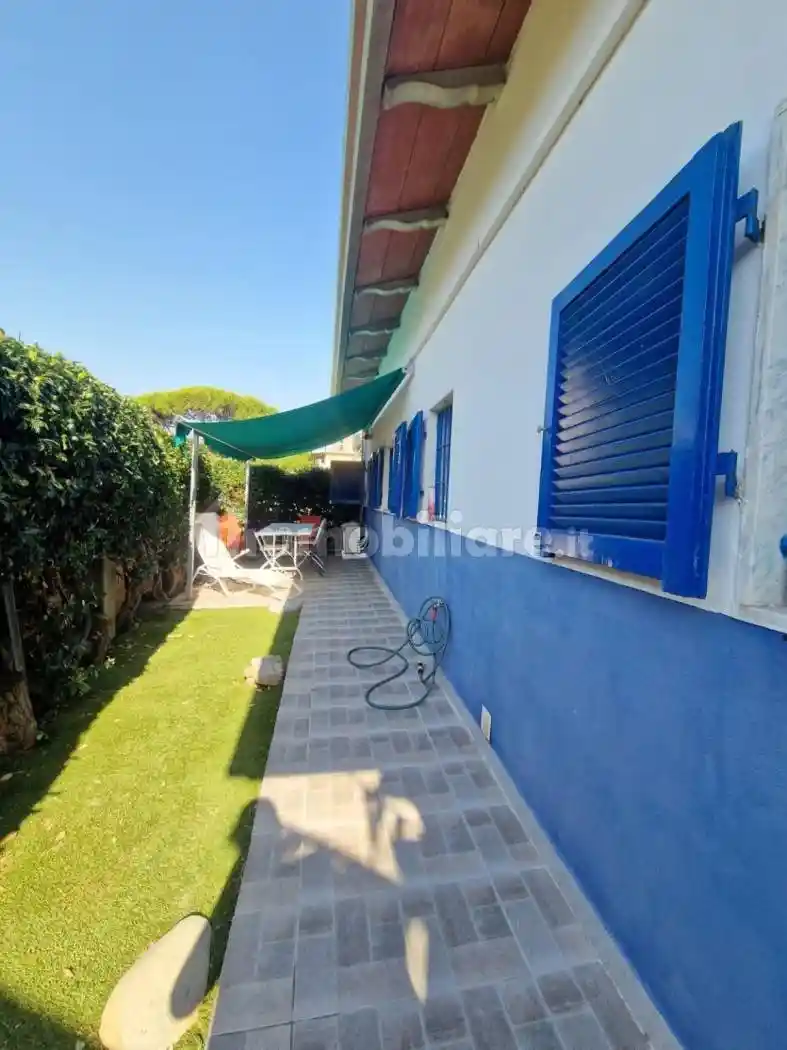 Casa indipendente in vendita a Carrara