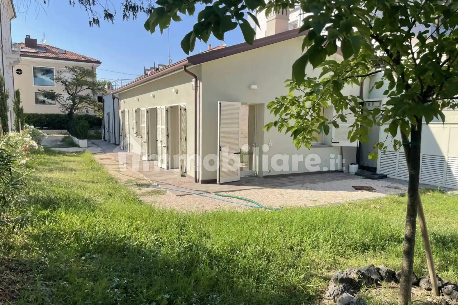 Villa in vendita a Pesaro