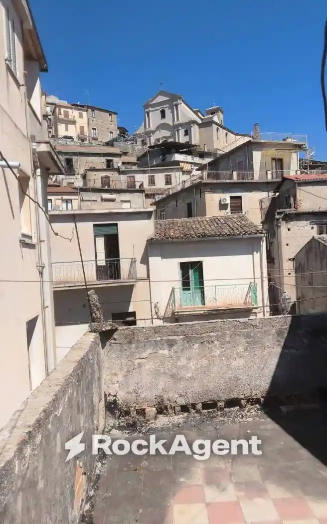 Casa indipendente in vendita a Gioiosa Ionica