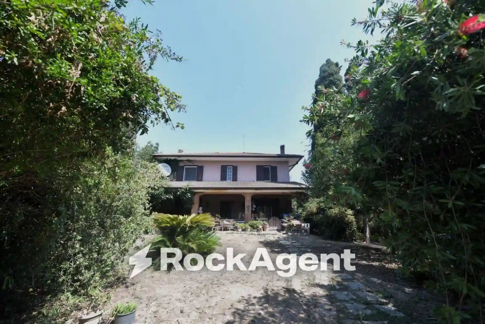 Villa - foto 2