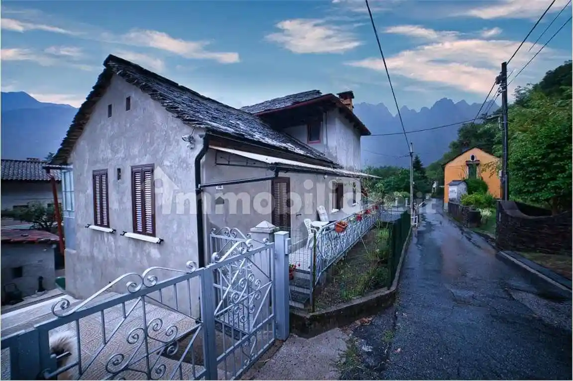 Casa indipendente in vendita a Ornavasso