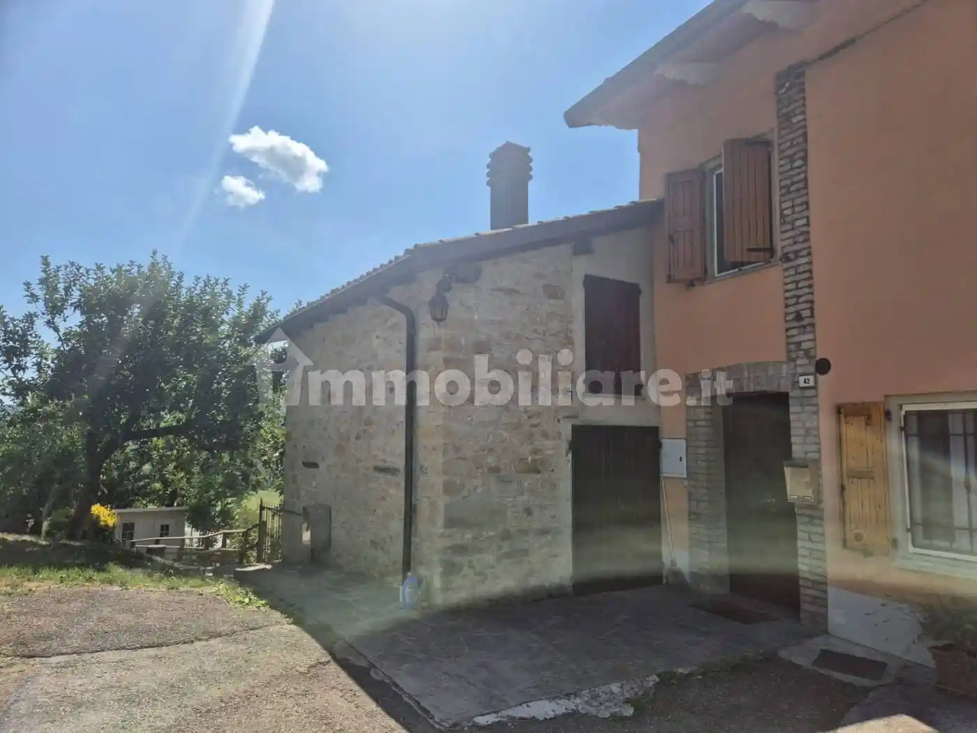 Villa in vendita a Castelnovo Ne' Monti