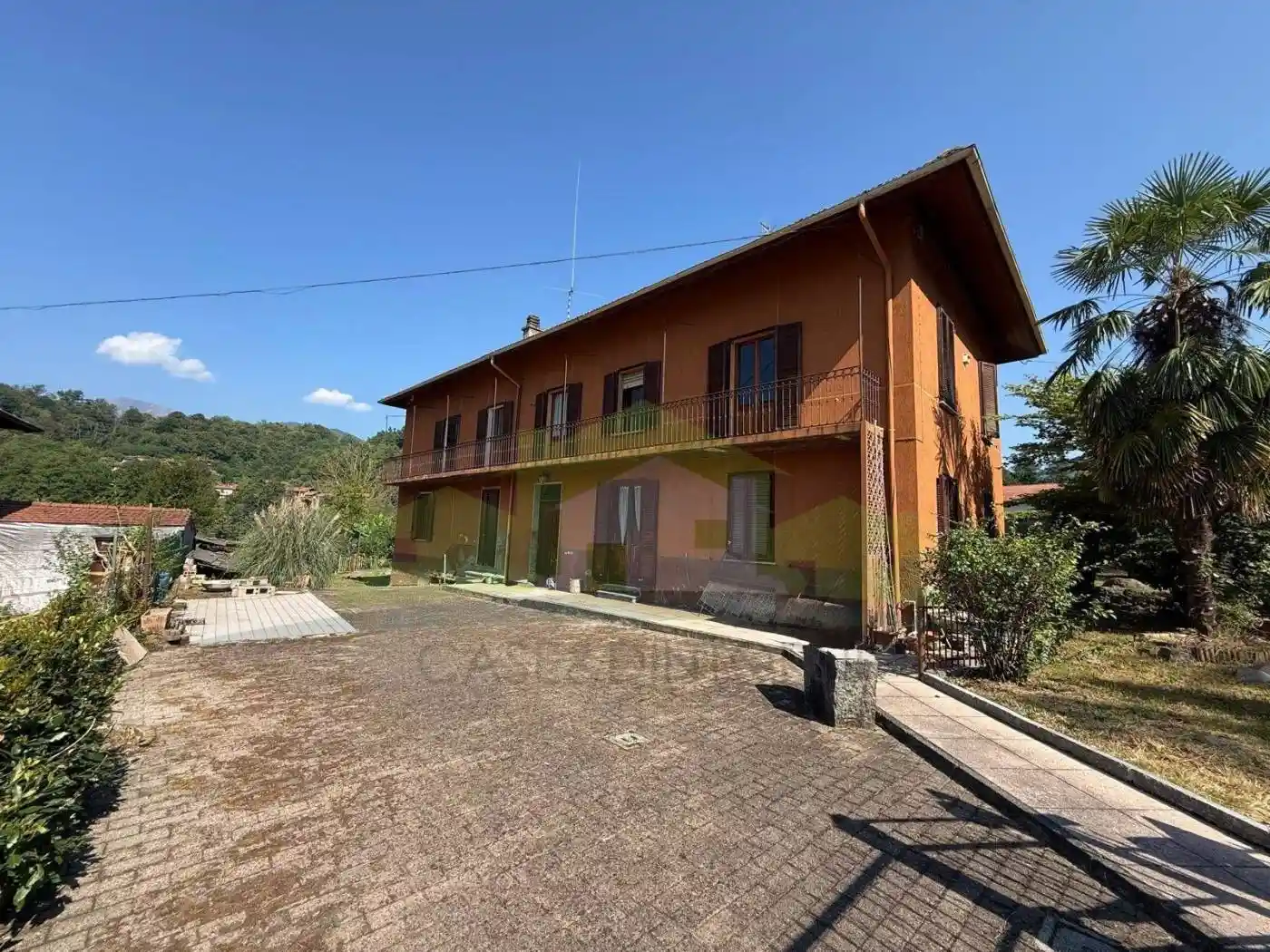 Casa indipendente in vendita a Borgosesia