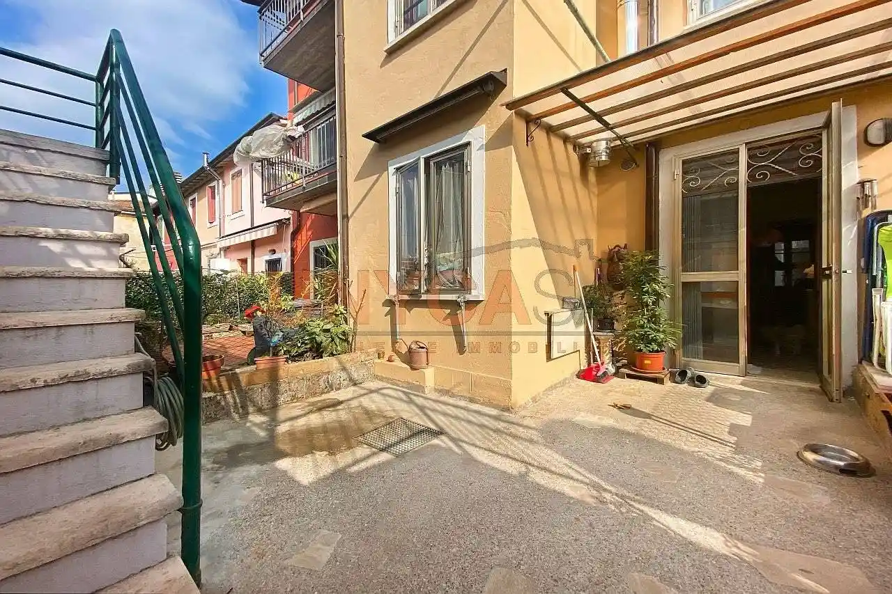 Casa indipendente in vendita a Verona