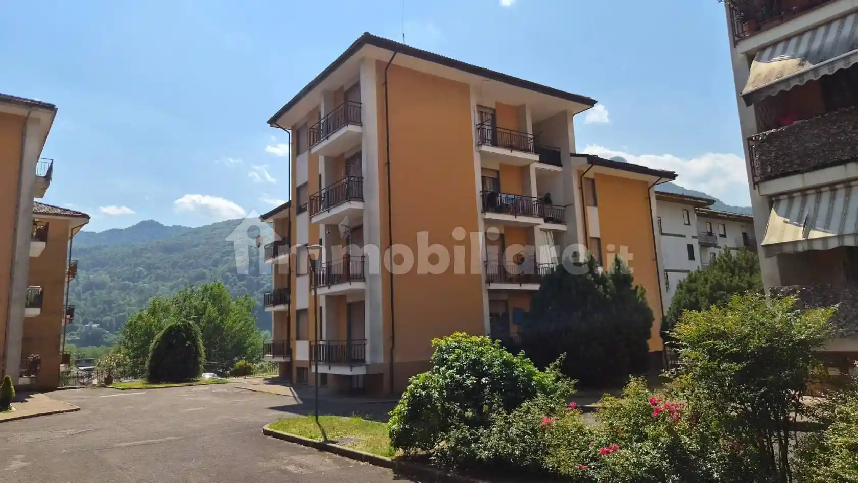 Appartamento in vendita a Varallo