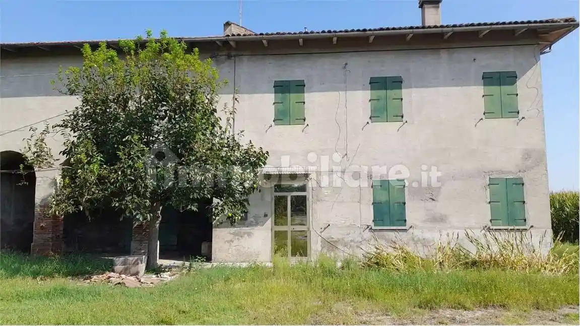 Rustico - Casale in vendita a Crevalcore