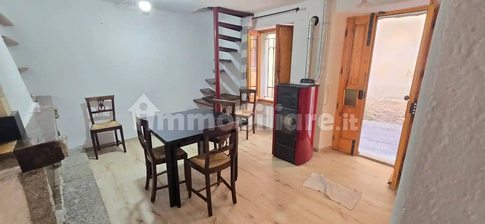 Casa indipendente in affitto a Nuoro