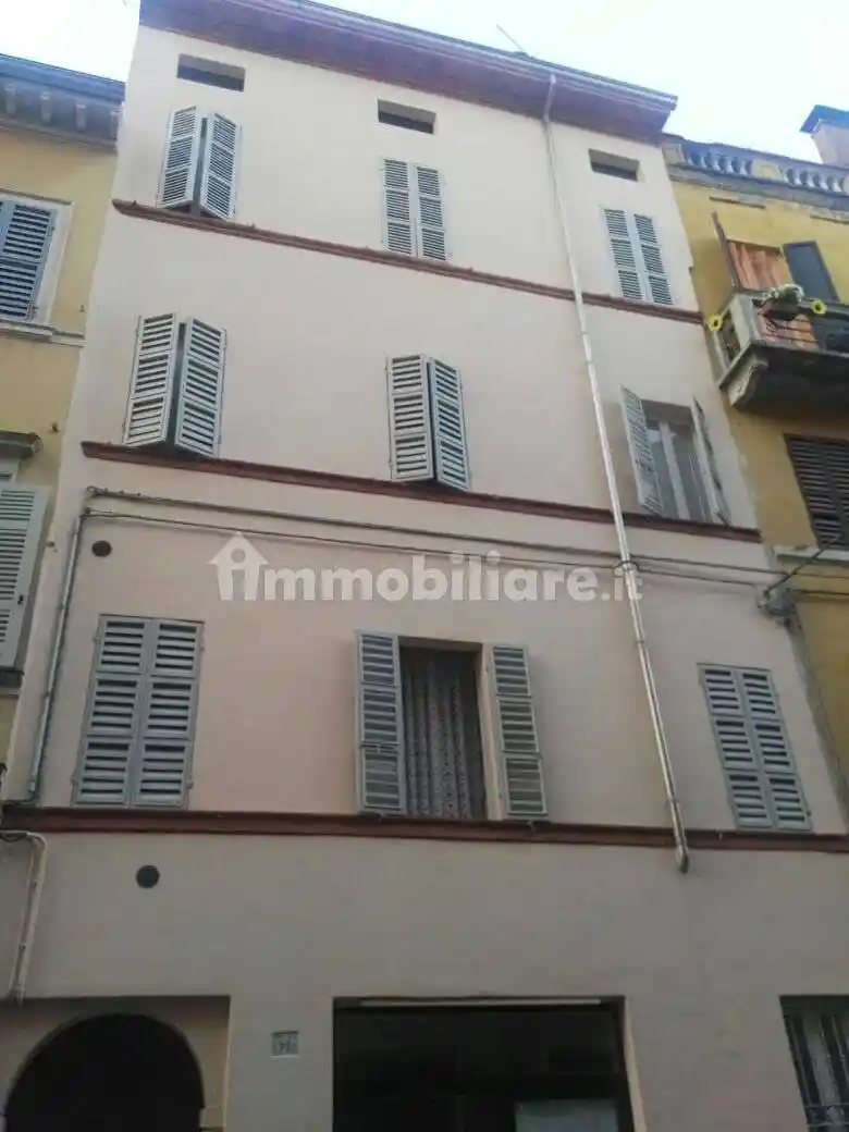 Appartamento in affitto a Parma