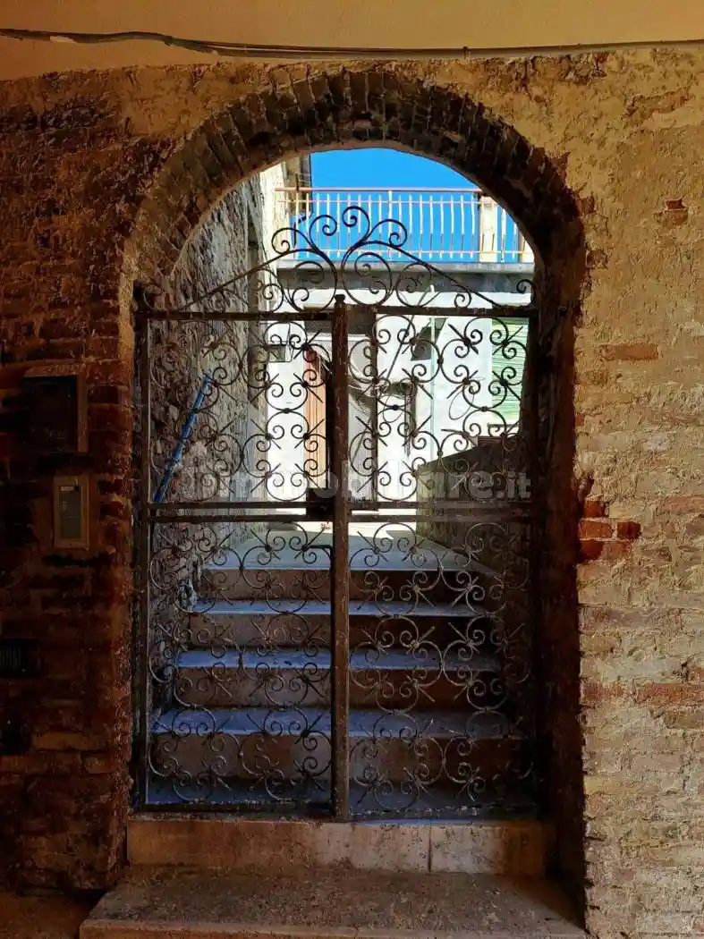 Casa indipendente in vendita a Ortezzano