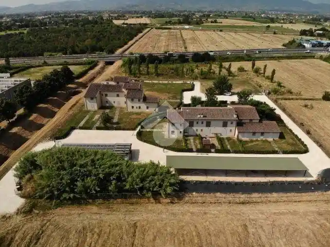 Villetta a schiera in vendita a Prato