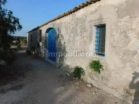 Villa in vendita a Rosolini