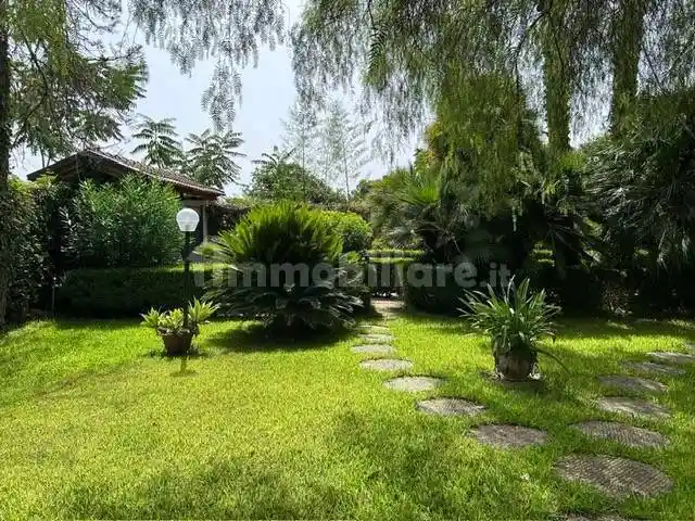 Villa in vendita a Palermo