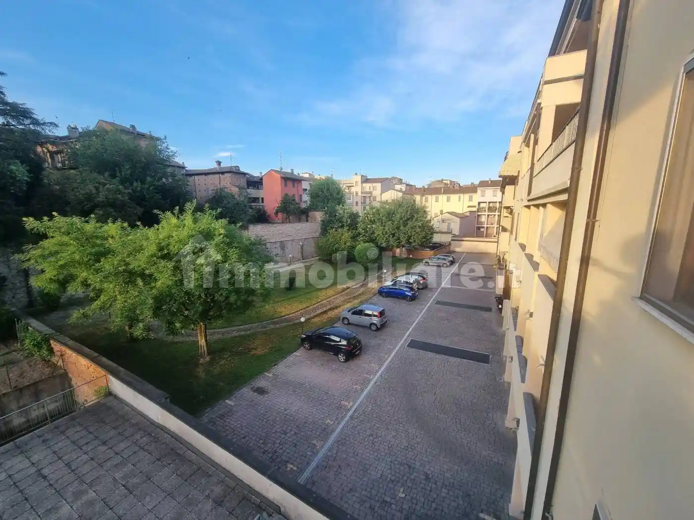 Appartamento in vendita a Piacenza