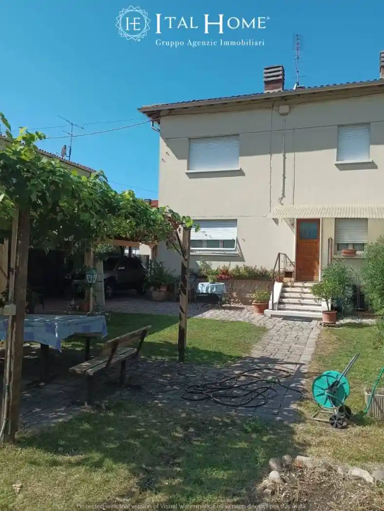 Villa in vendita a Bussolengo