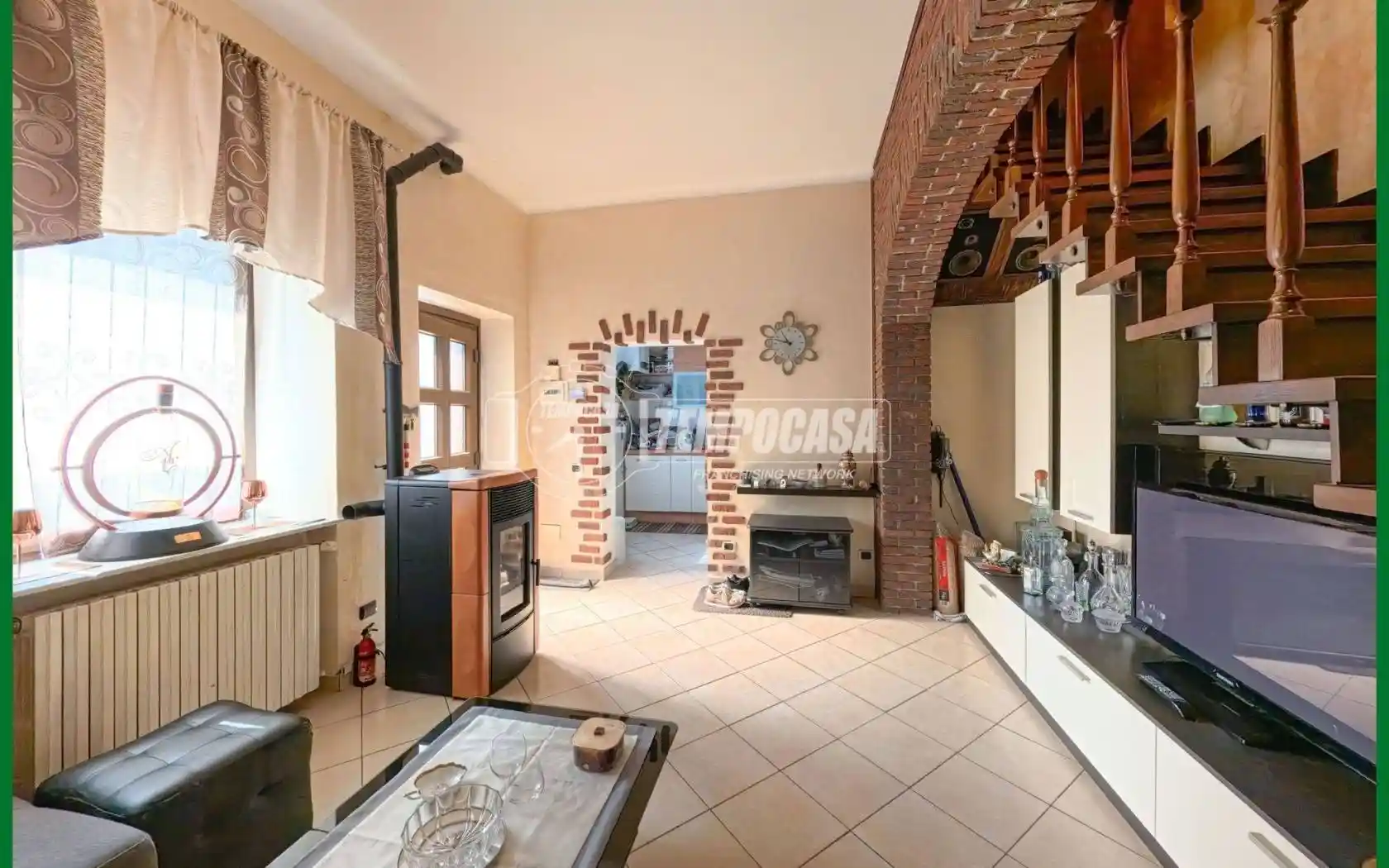 Casa indipendente in vendita a Lozza