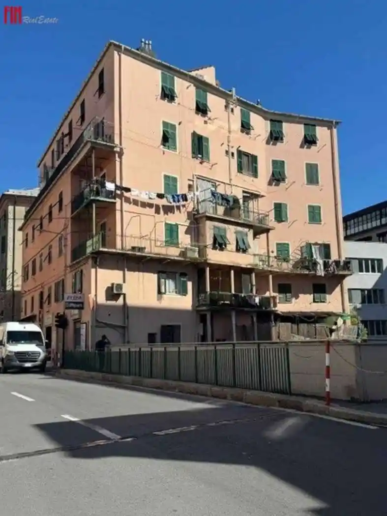 Appartamento in vendita a Genova
