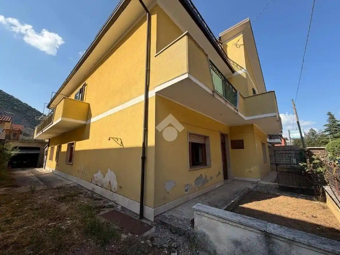 Appartamento in vendita a Capistrello
