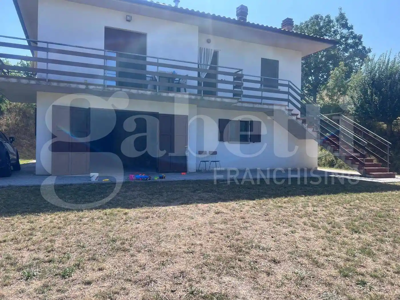 Casa indipendente in vendita a Pietralunga