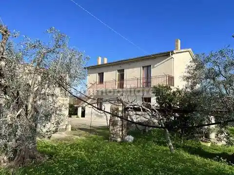 Villa in vendita a Rocca Imperiale