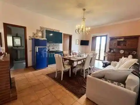 Appartamento in vendita a Rocca Imperiale
