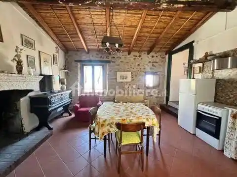 Appartamento in affitto a Rocca Imperiale