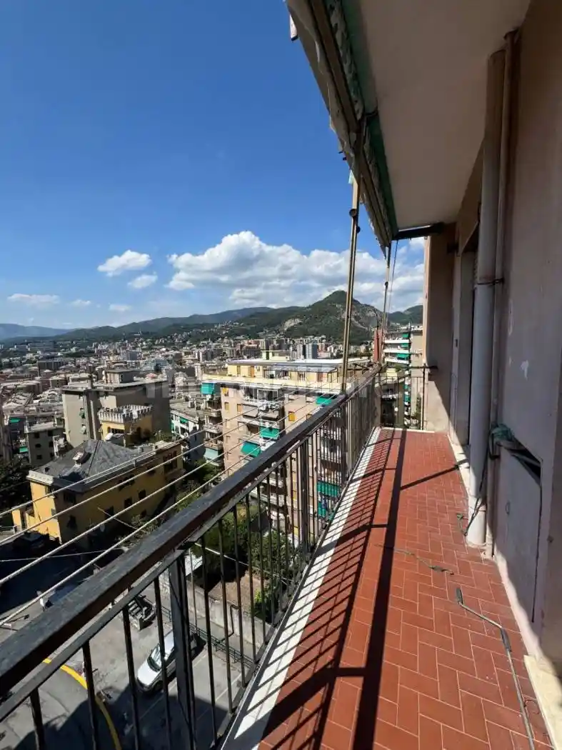 Appartamento in vendita a Genova