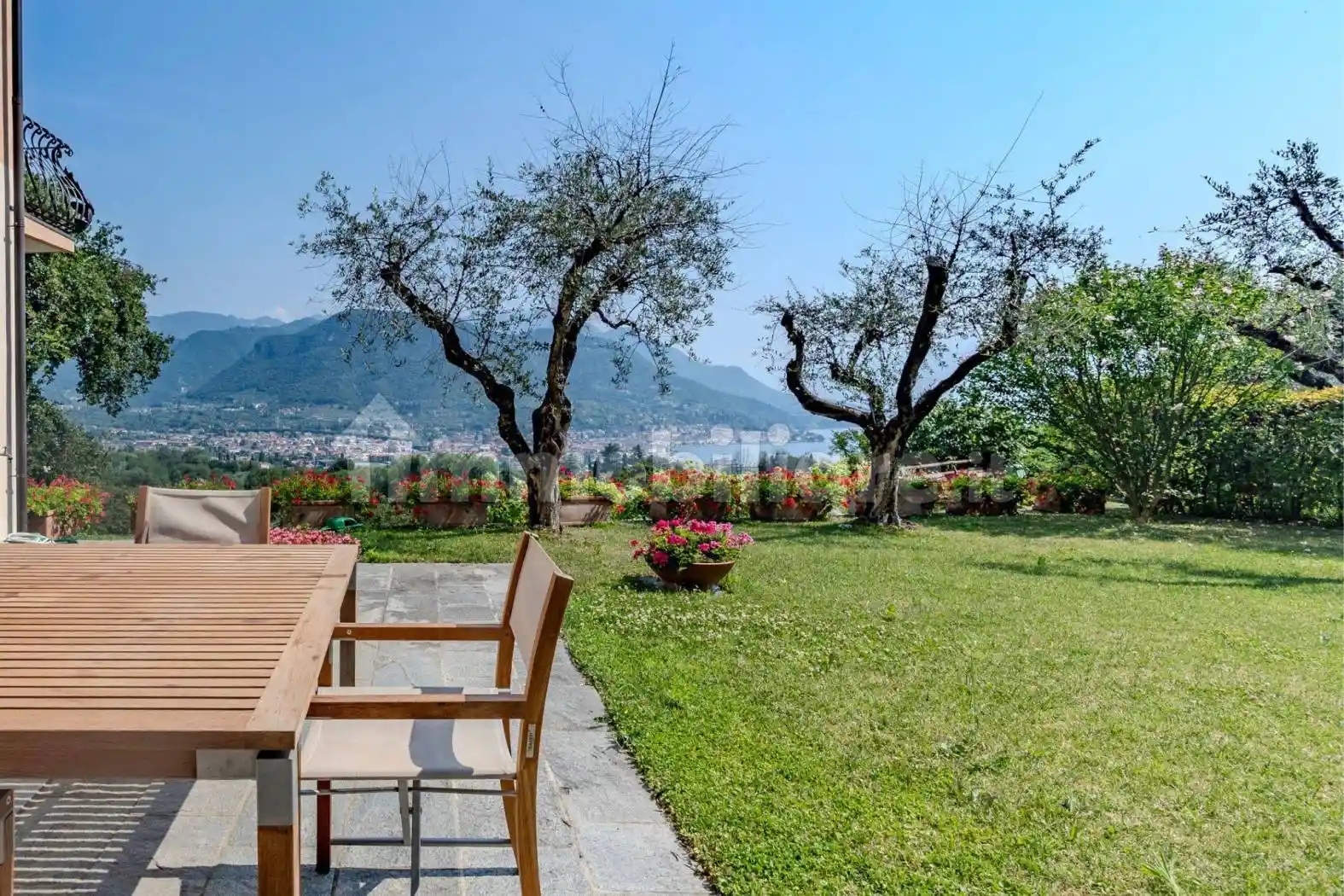 Villa in vendita a Salò