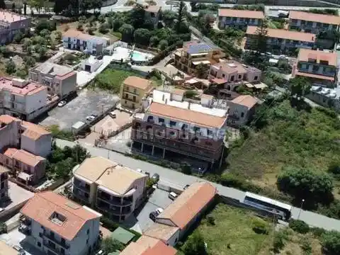 Palazzo - Edificio in vendita a Cefalù