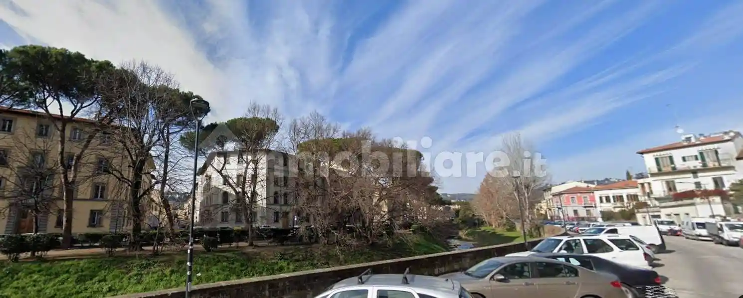Appartamento in vendita a Firenze