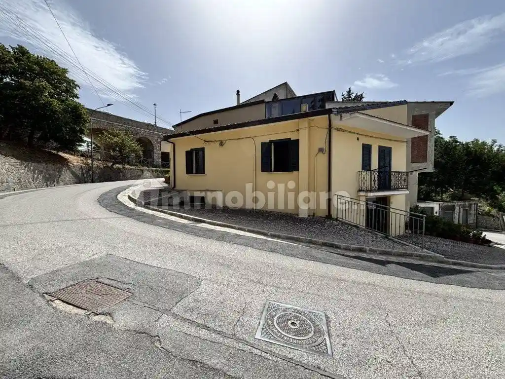 Casa indipendente in vendita a Zungoli