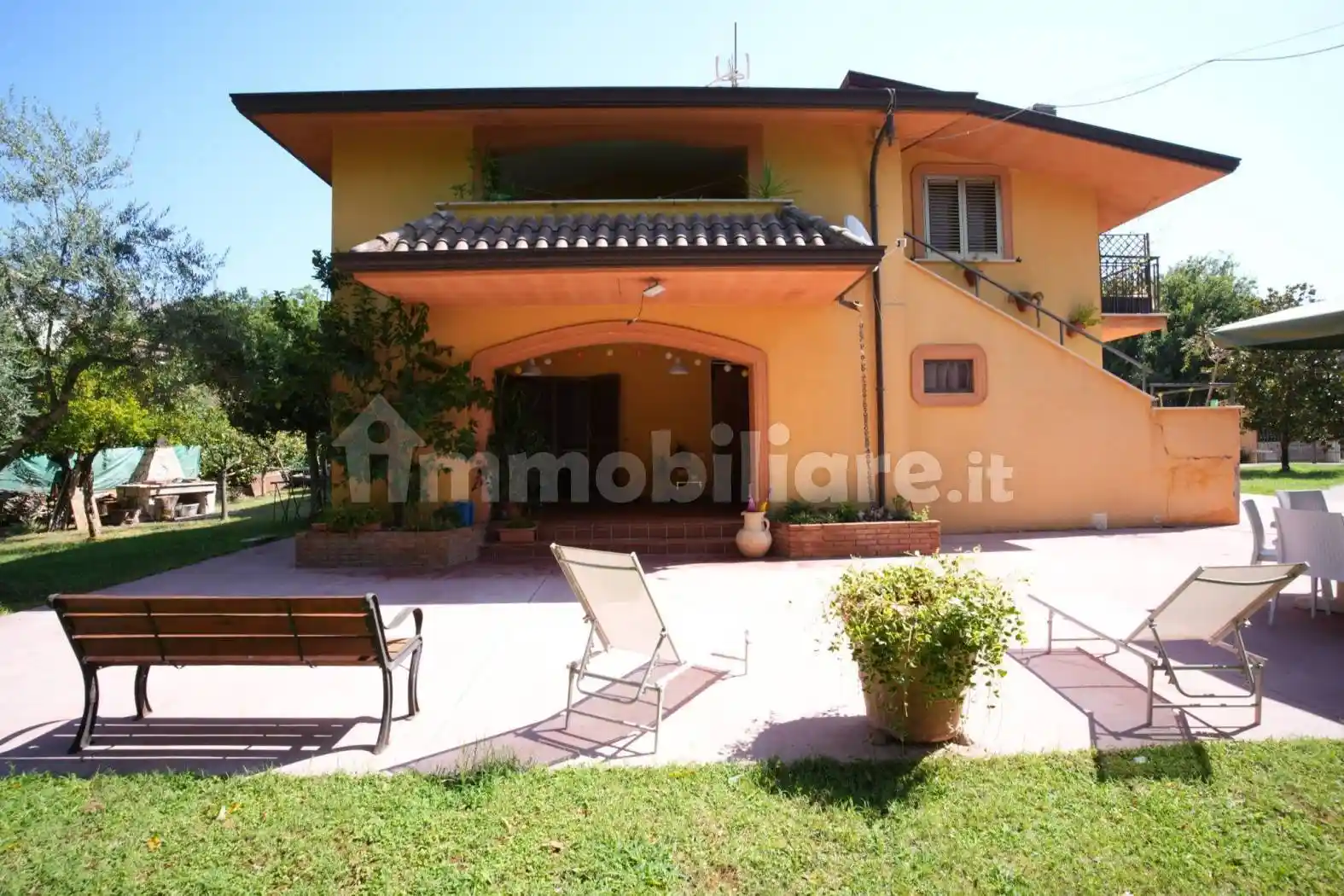 Villa in vendita a San Vittore del Lazio
