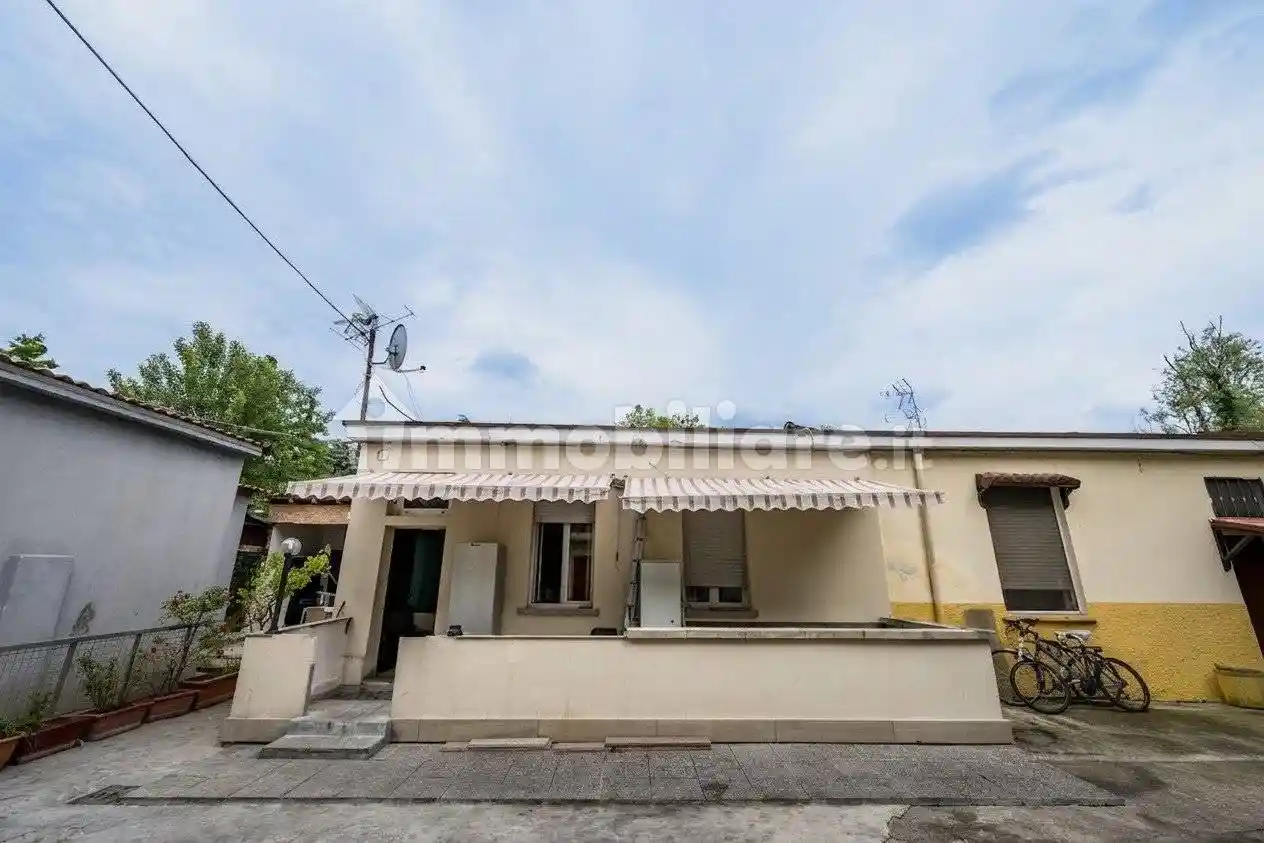 Casa indipendente in vendita a Milano