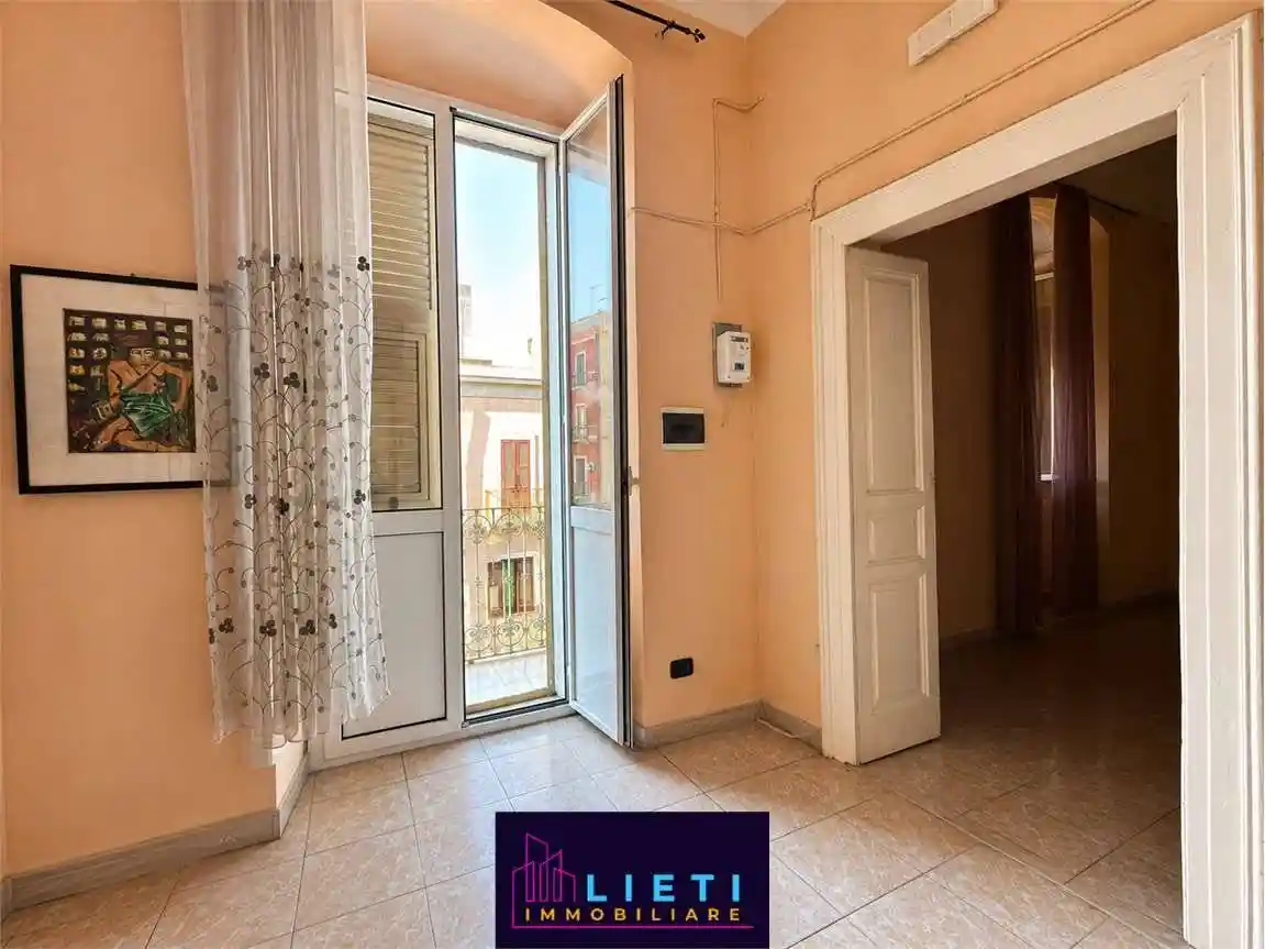 Appartamento in vendita a Taranto