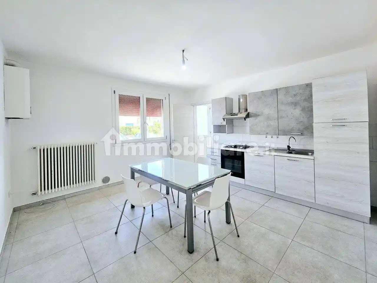 Appartamento in vendita a Villa Estense