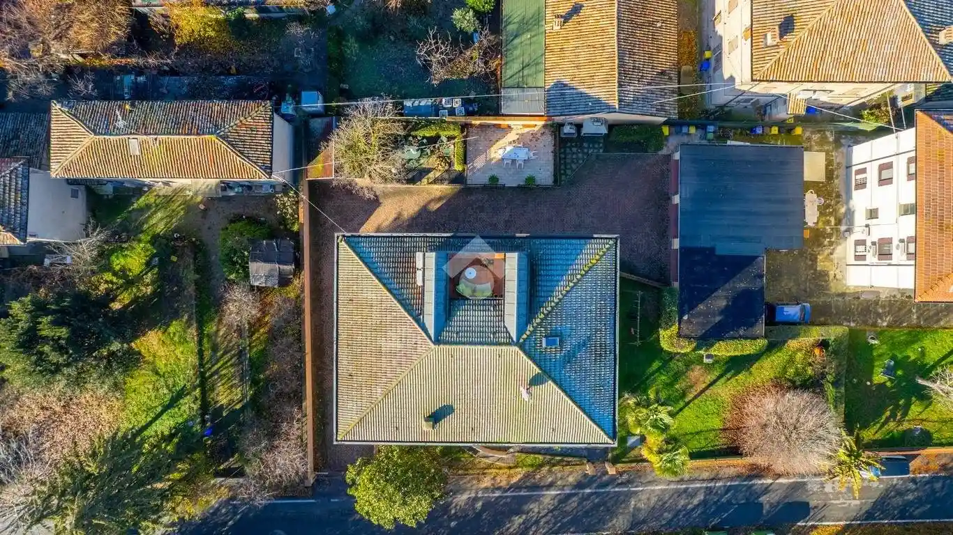 Villa in vendita a Parma