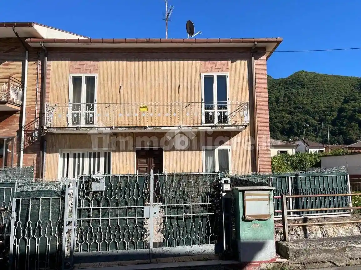 Casa indipendente in vendita a Volturara Irpina