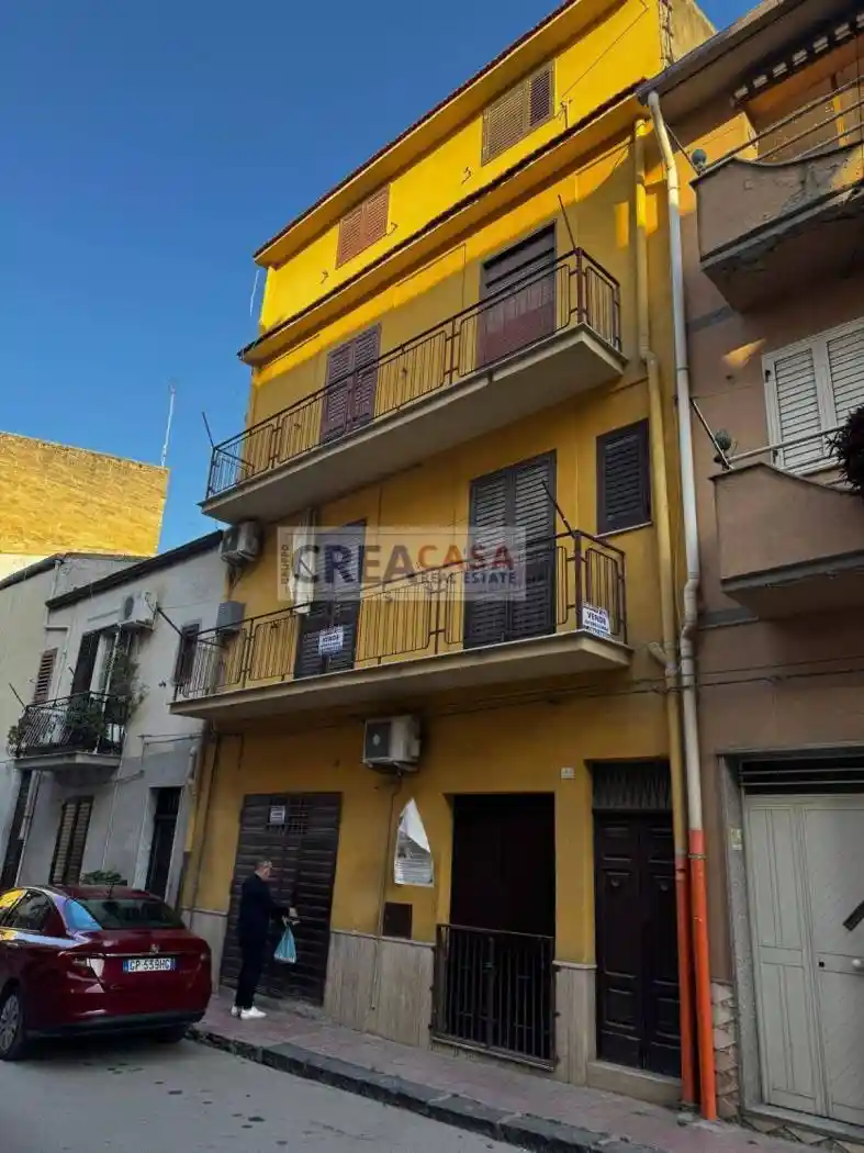 Casa indipendente in vendita a Riesi