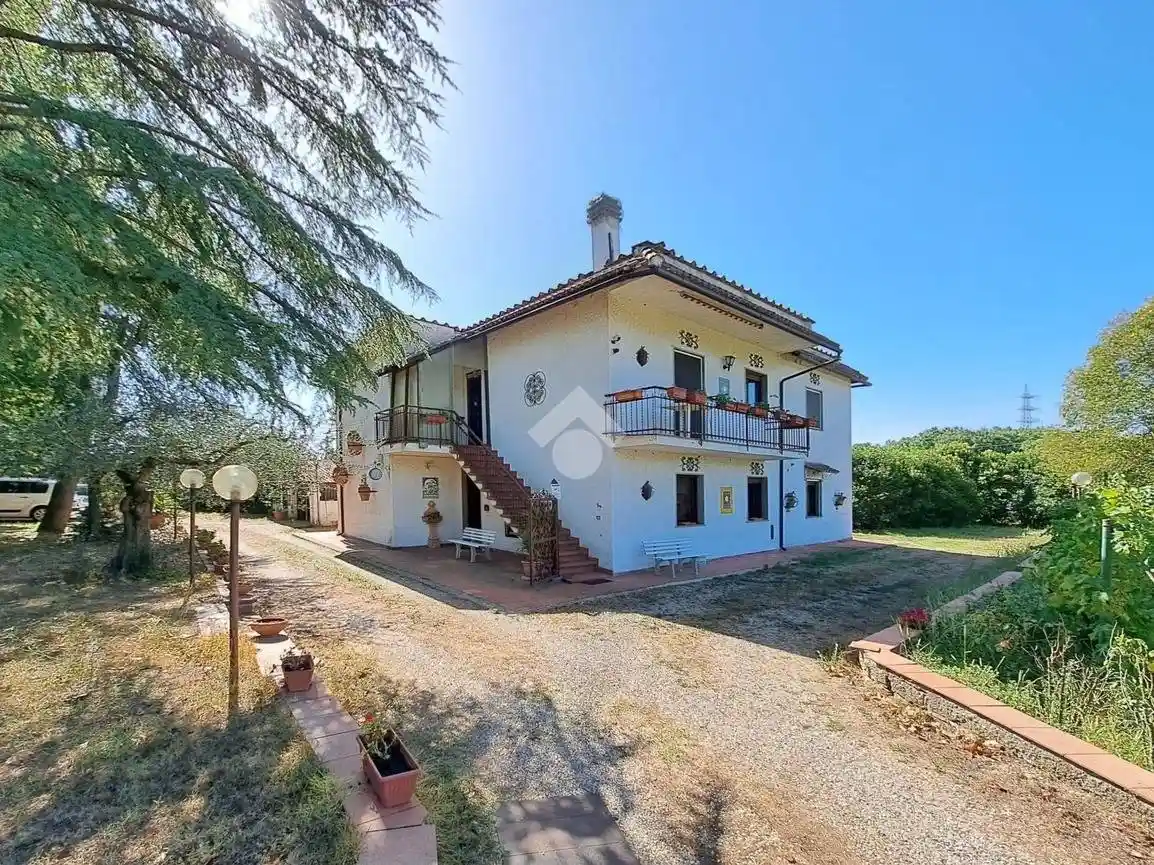 Villa in vendita a Fabrica di Roma