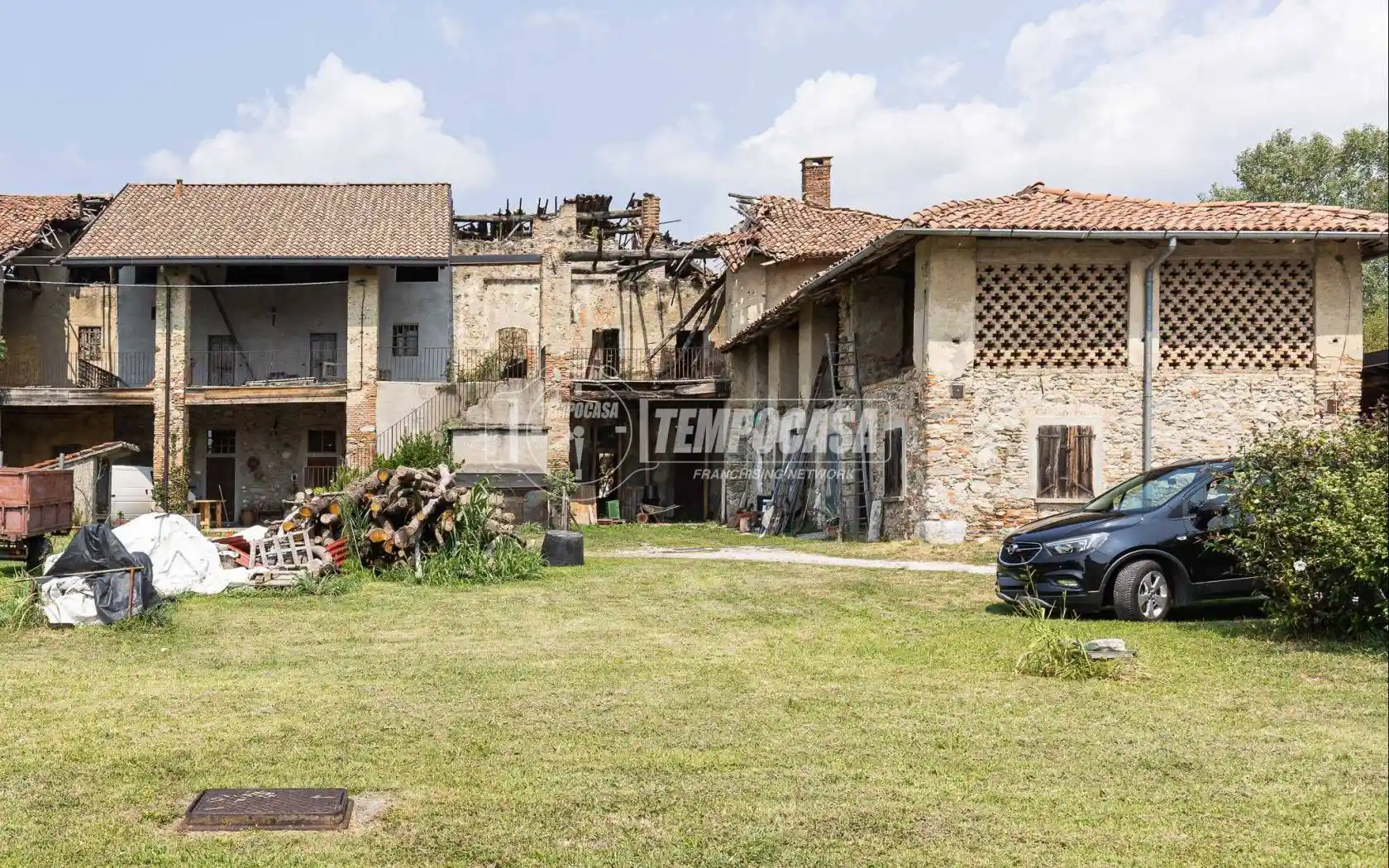 Rustico - Casale in vendita a Monguzzo