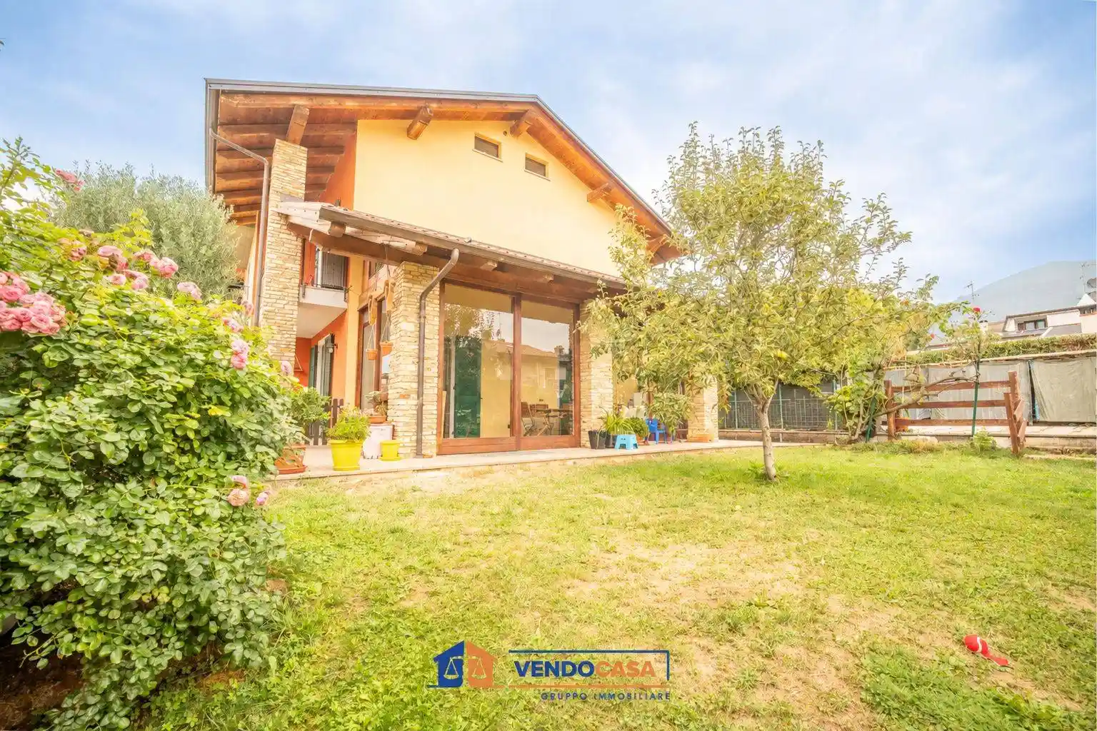 Appartamento in vendita a Roccabruna