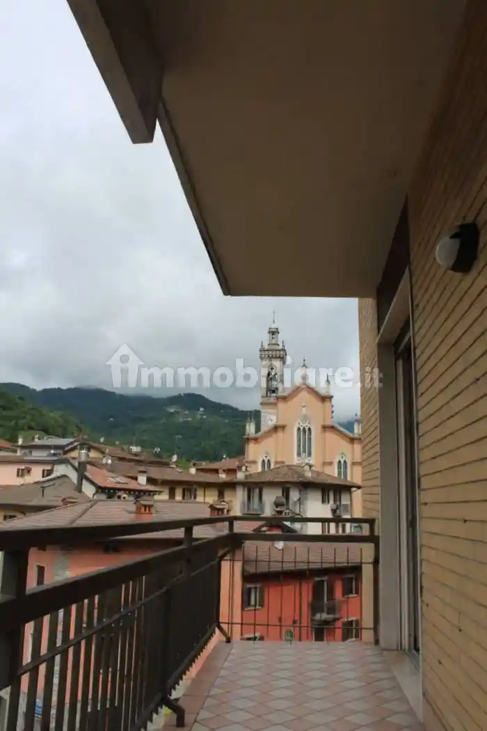 Appartamento in affitto a Val Brembilla