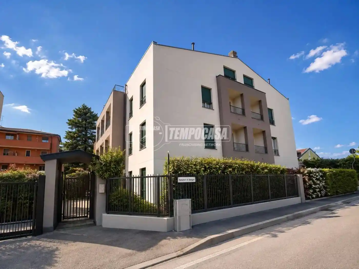 Appartamento in vendita a Villasanta