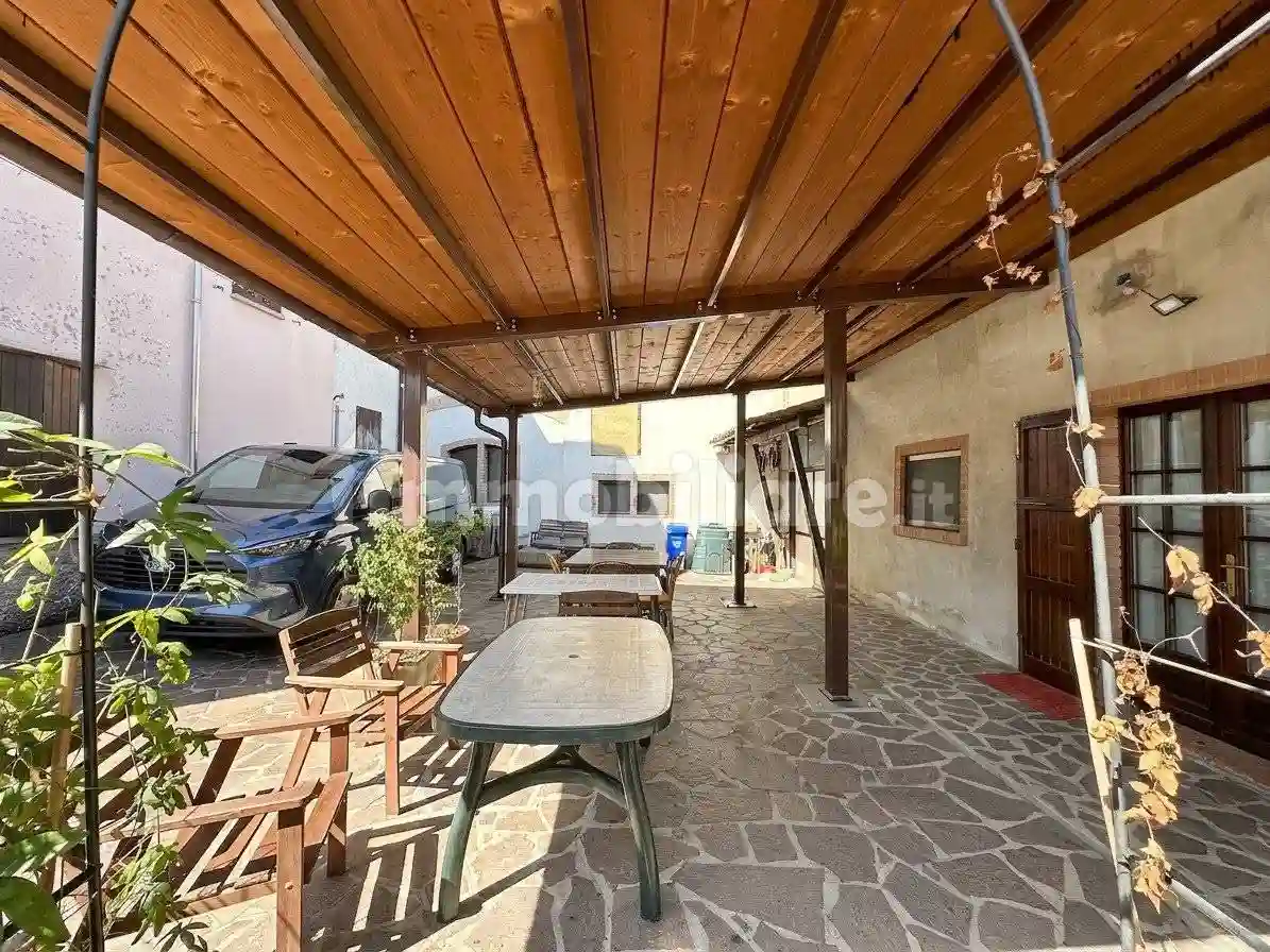 Villetta a schiera - foto 2