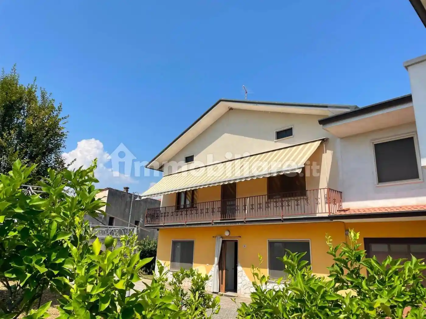 Villa in vendita a Montecchio Precalcino