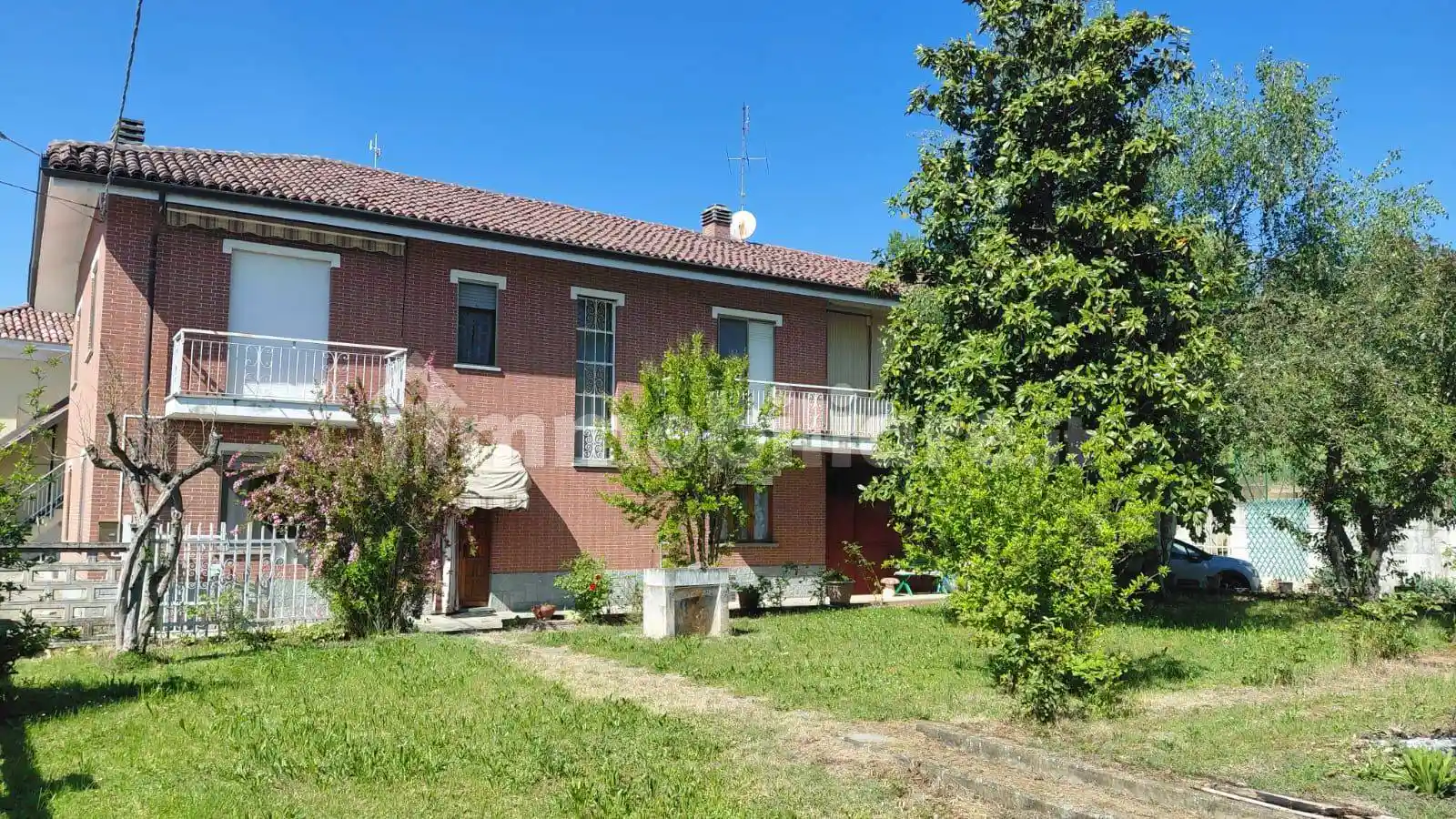 Rustico - Casale in vendita a Viarigi