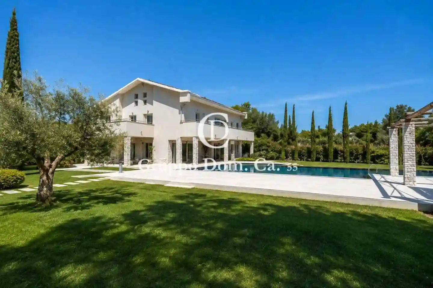 Villa - foto 2