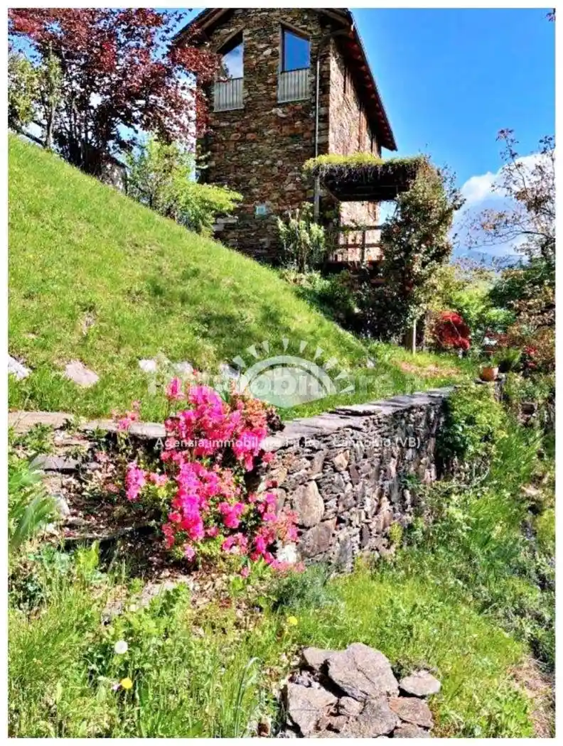 Rustico - Casale in vendita a Gurro