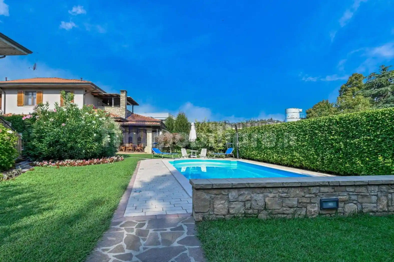 Villa in vendita a Grumello del Monte
