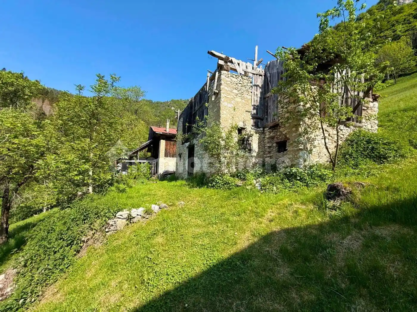Rustico - Casale in vendita a Ledro