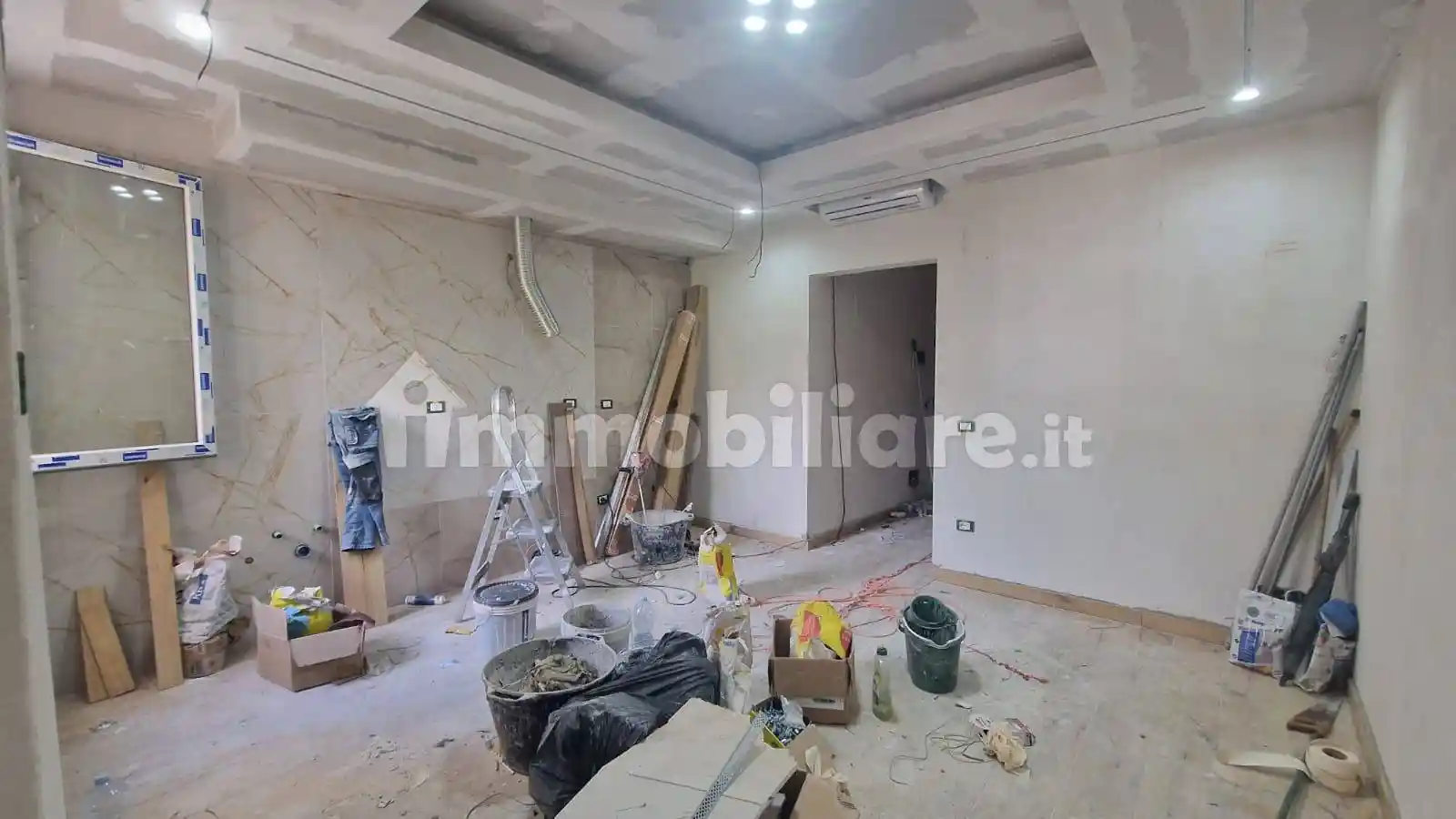 Appartamento in vendita a Viareggio